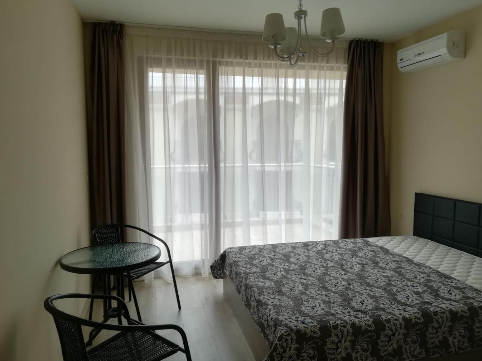 Sea'n'pool In Apartment Sozopol