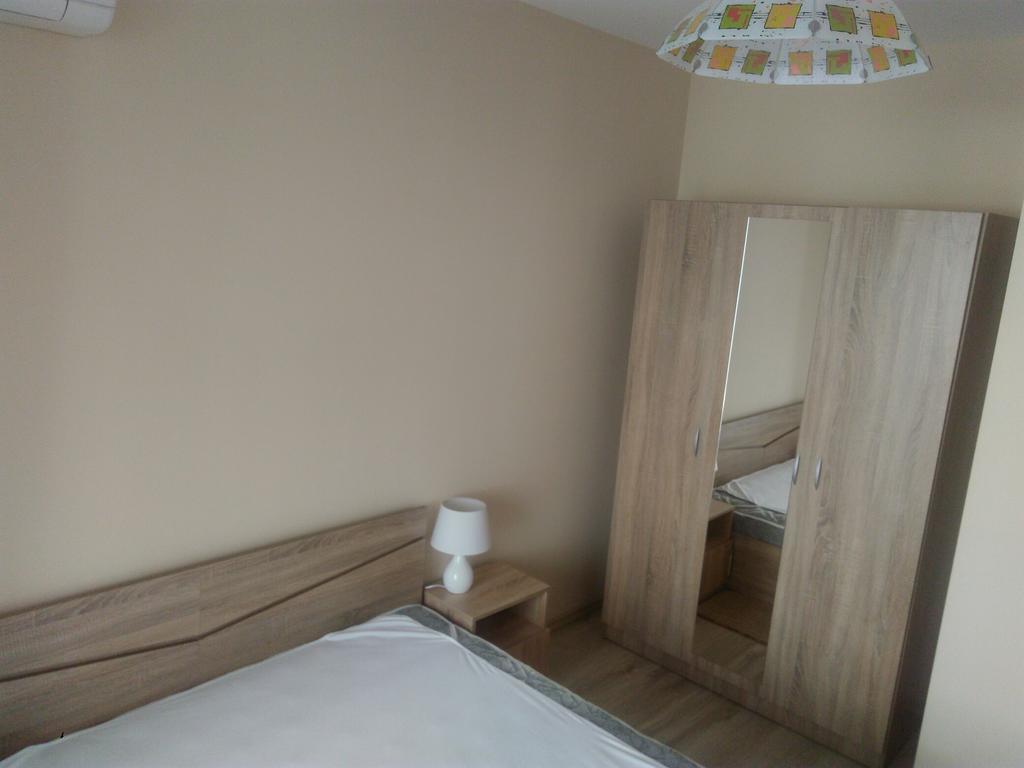 Sea'n'pool In Apartament Sozopol
